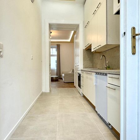 Luxury Apartment At Famous Vienna Kutschkermarkt Esterno foto